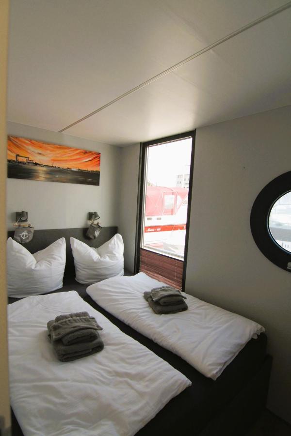 Hausboot Fjord Nordstern Mit Dachterrasse In Schleswig Hotel Екстериор снимка